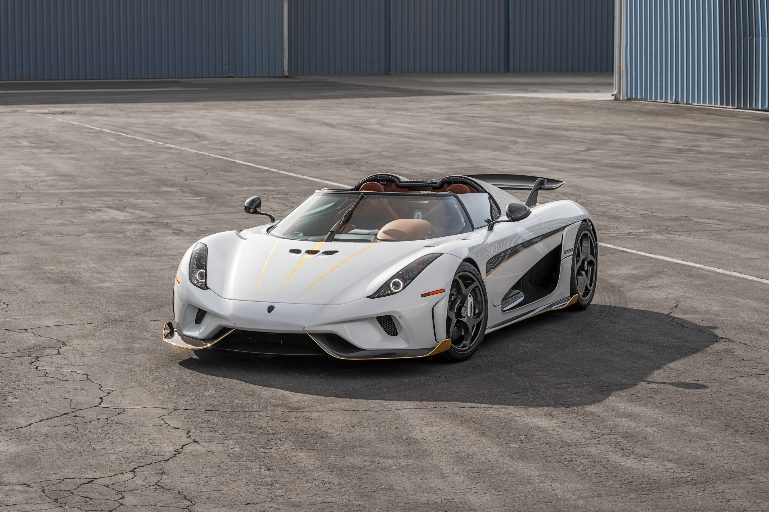 Koesnigsegg Regera