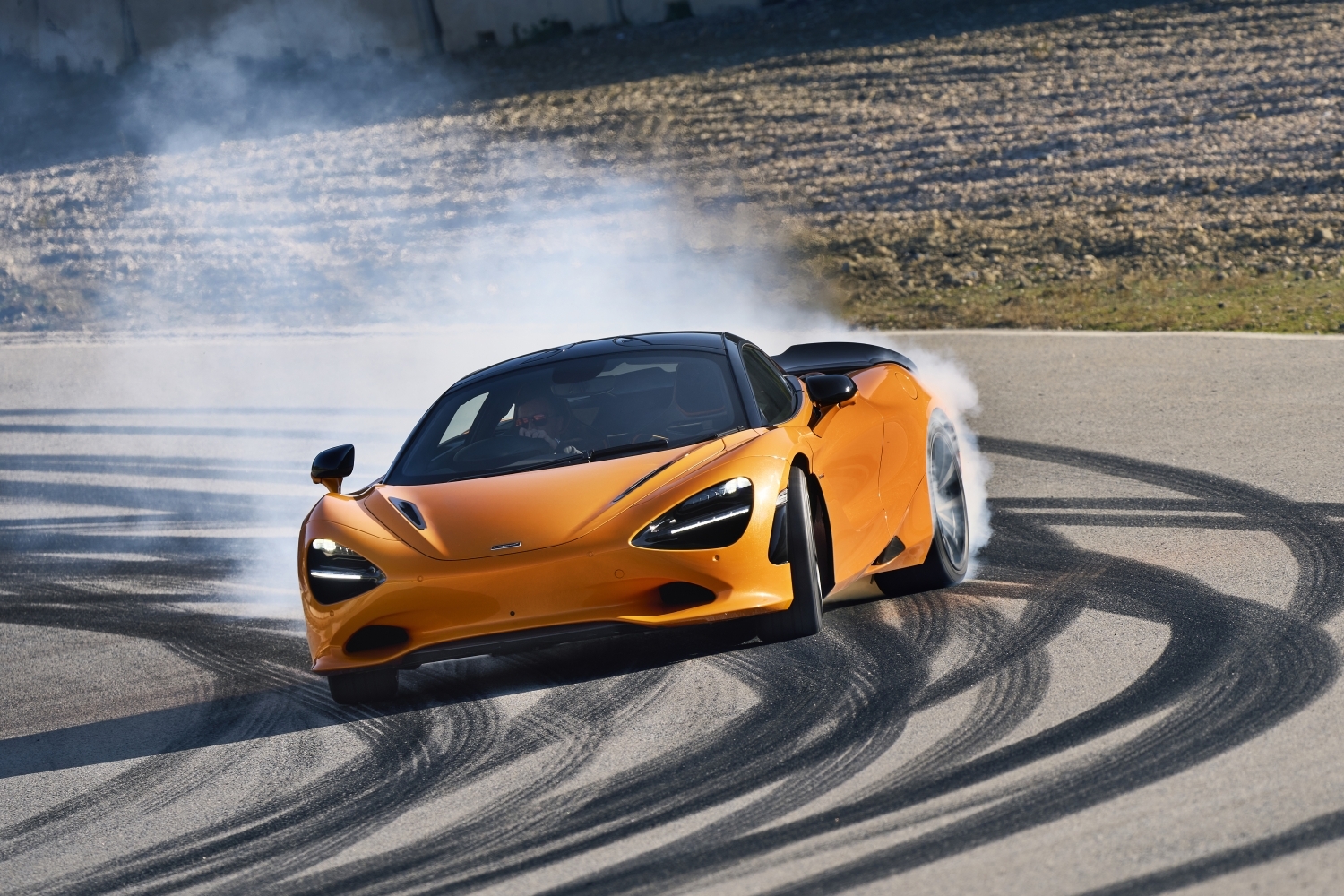 Nouvelle McLaren 750S (2023)