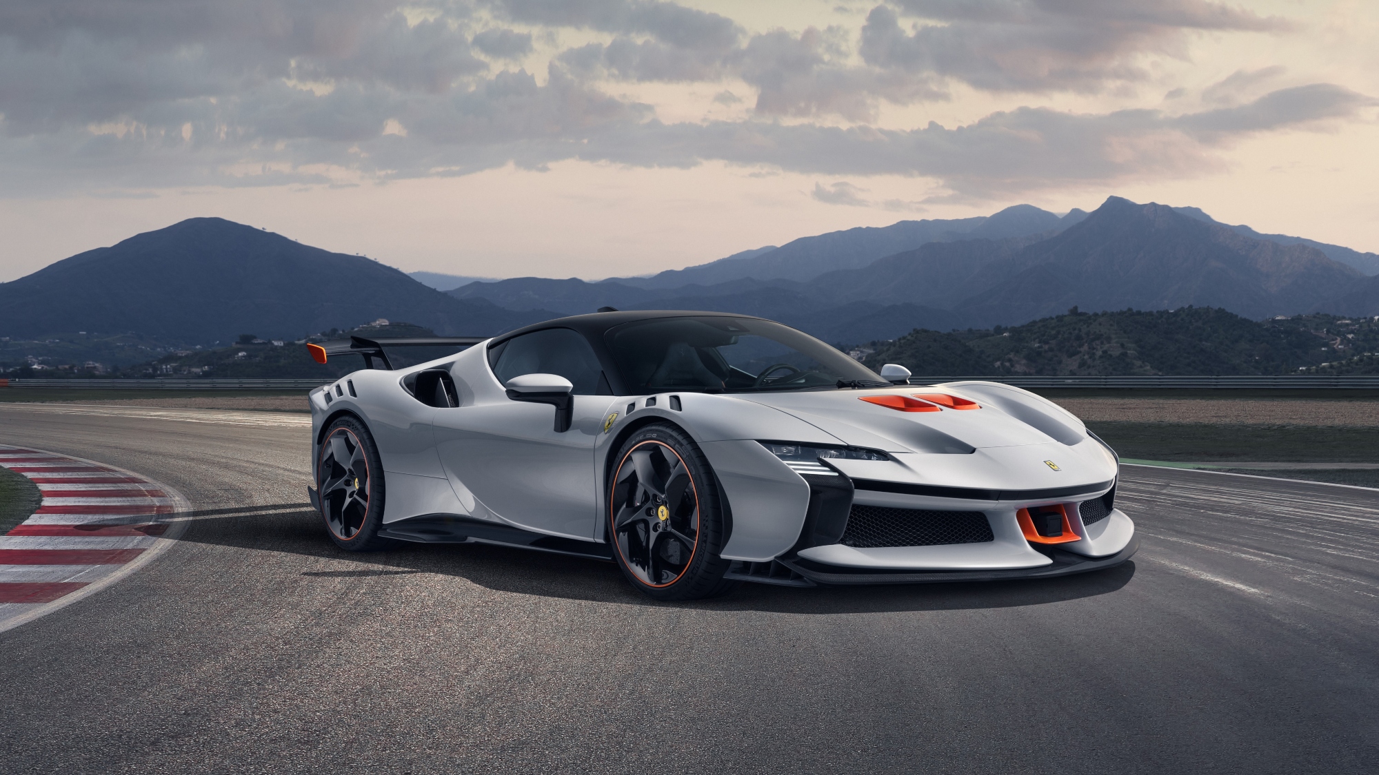 Ferrari SF90 XX Stradale (2023)