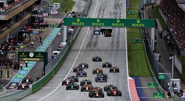 F1 - GP d'Autriche : Verstappen vainqueur sous une pluie... de pénalités !