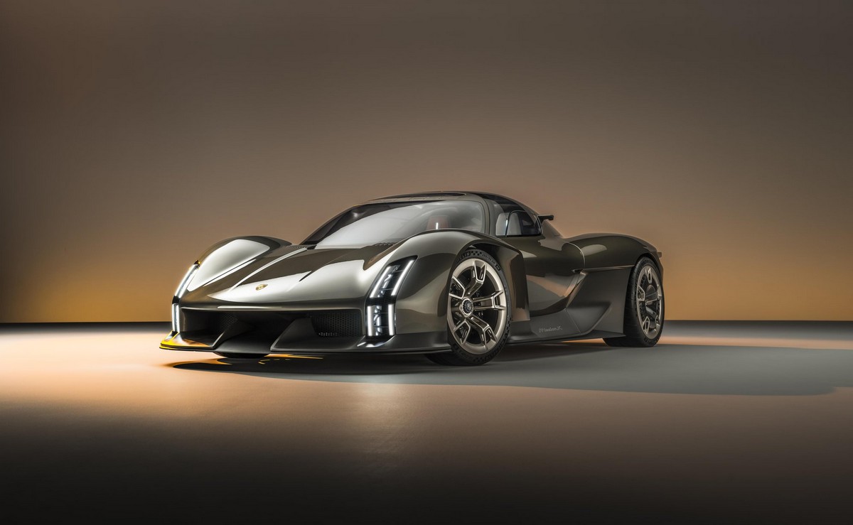 Salon Rennsport 2023 Porsche Mission X