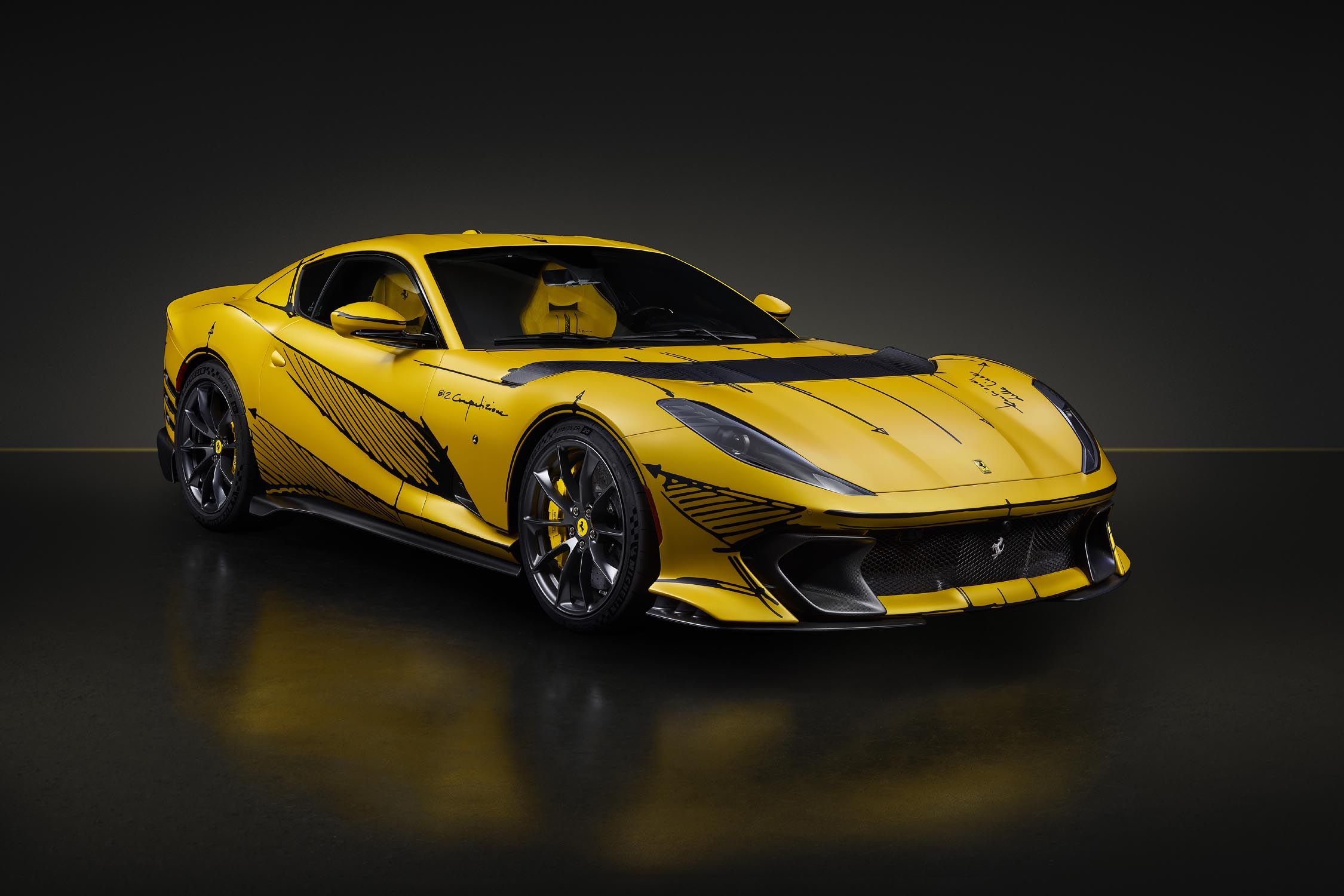 Ferrari 812 Competizione 2023