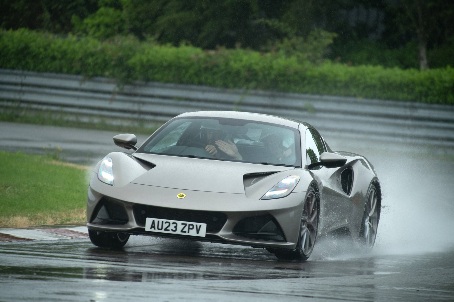 Lotus Emira i4 (2023)