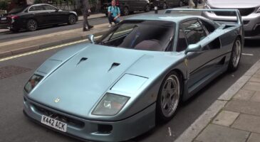 Ferrari F40 "bleu Hyperion"