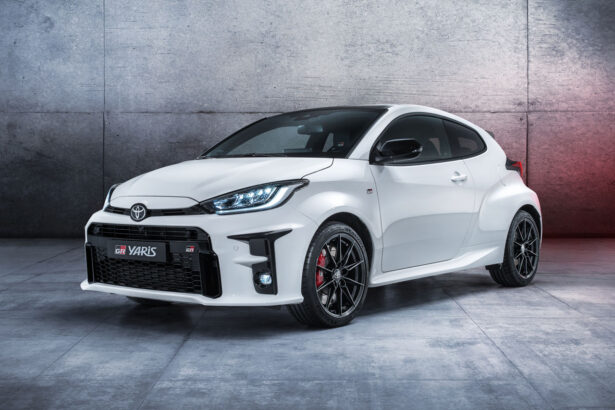 Malus écologique 2024 : quelles voitures sportives vont prendre cher ?