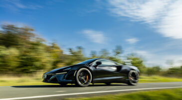 McLaren Artura 2023