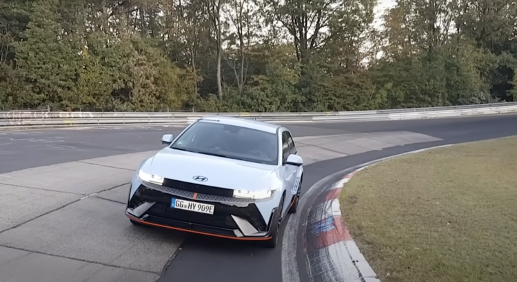 Hyundai Ioniq 5 N : plus vite qu'une supercar sur le Nürburgring