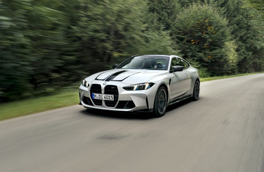 BMW M4 Competition xDrive Coupé et Cabriolet