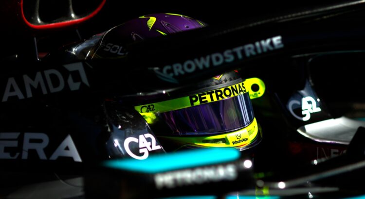 Casque Collection F1 1:5 – Mercedes Lewis Hamilton 2024, Spark, édition Grande Bretagne