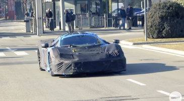 Ferrari LaFerrari rempla&ccedil;ante Maranello vid&eacute;o.