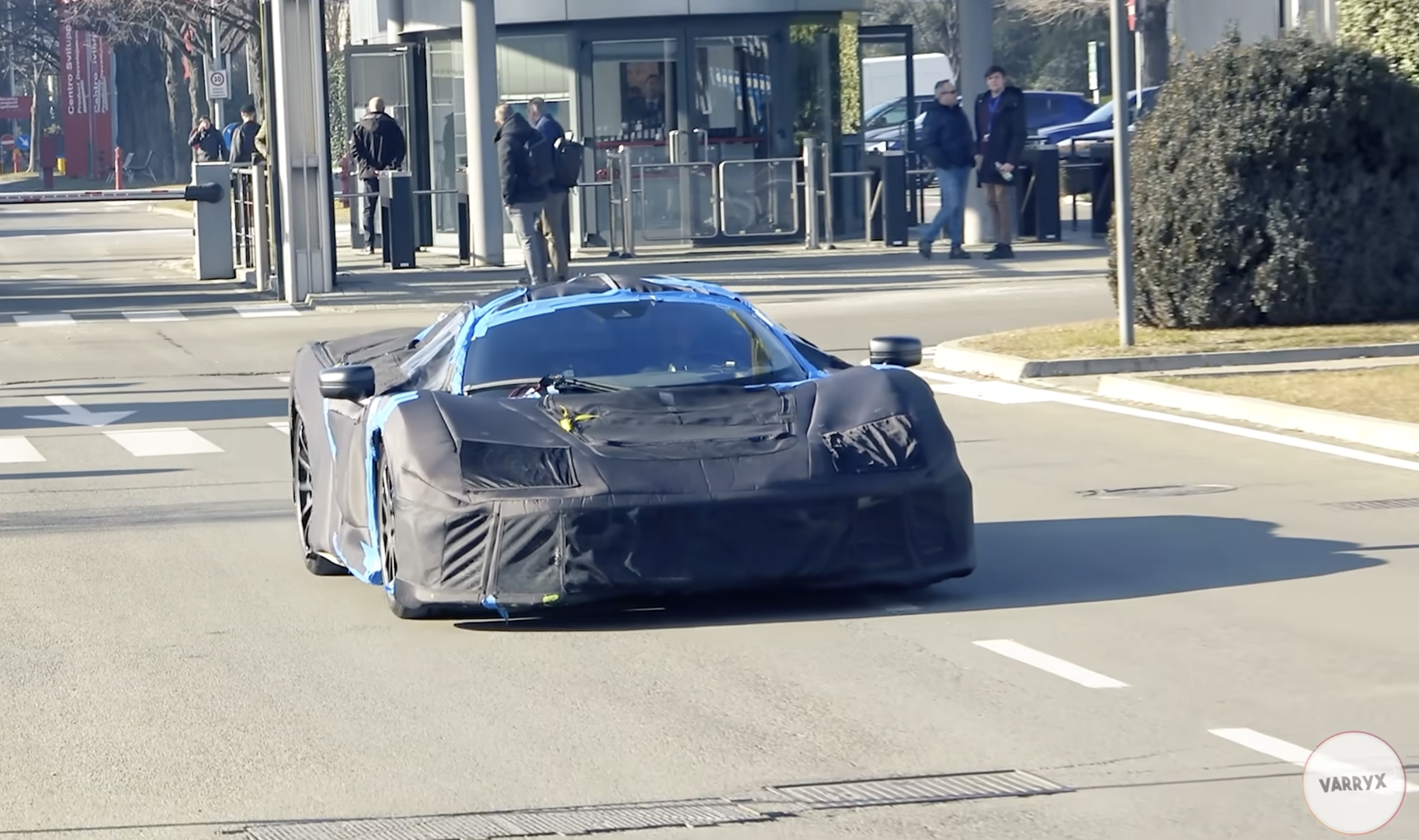 Ferrari LaFerrari remplaçante Maranello vidéo.