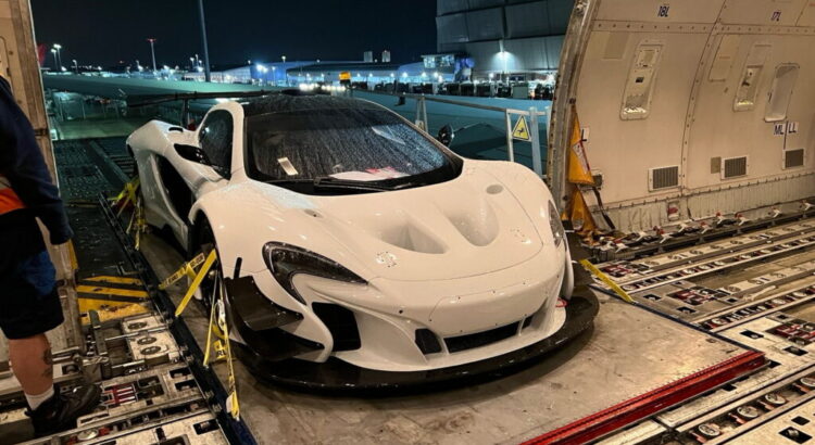 McLaren P1 : Lanzante va la transformer en machine à drift