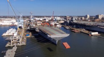 NAVY voitures porte-avion vid&eacute;o