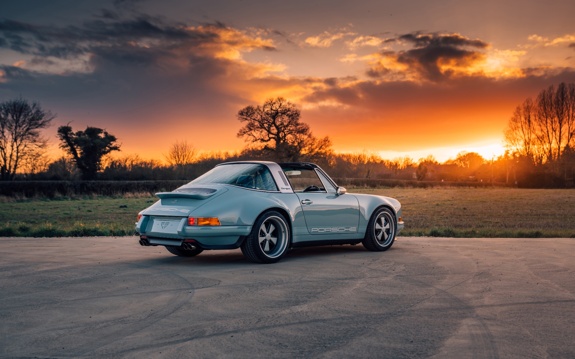 GBR003 Porsche 911 Targa Theon Design 2024