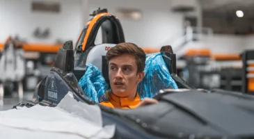 Th&eacute;o Pourchaire IndyCar McLaren Arrow SP 2024