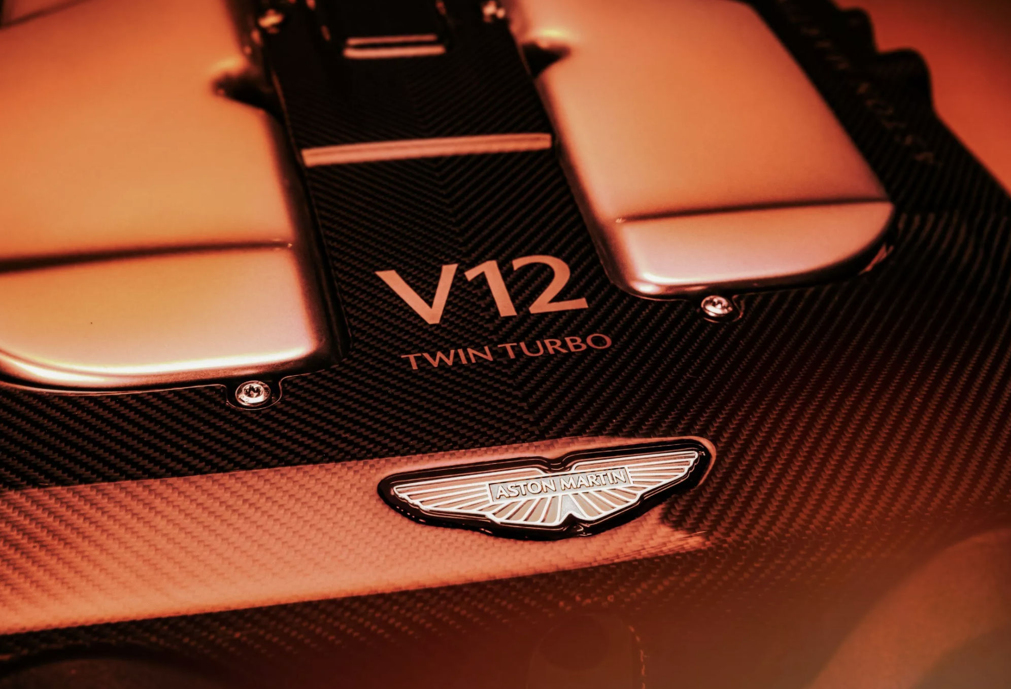 Aston Martin V12 Vanquish