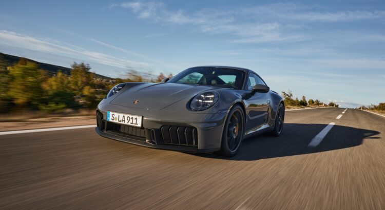 Nouvelle Porsche 911 hybride : à quelles rivales va-t-elle se frotter sur le marché ?
