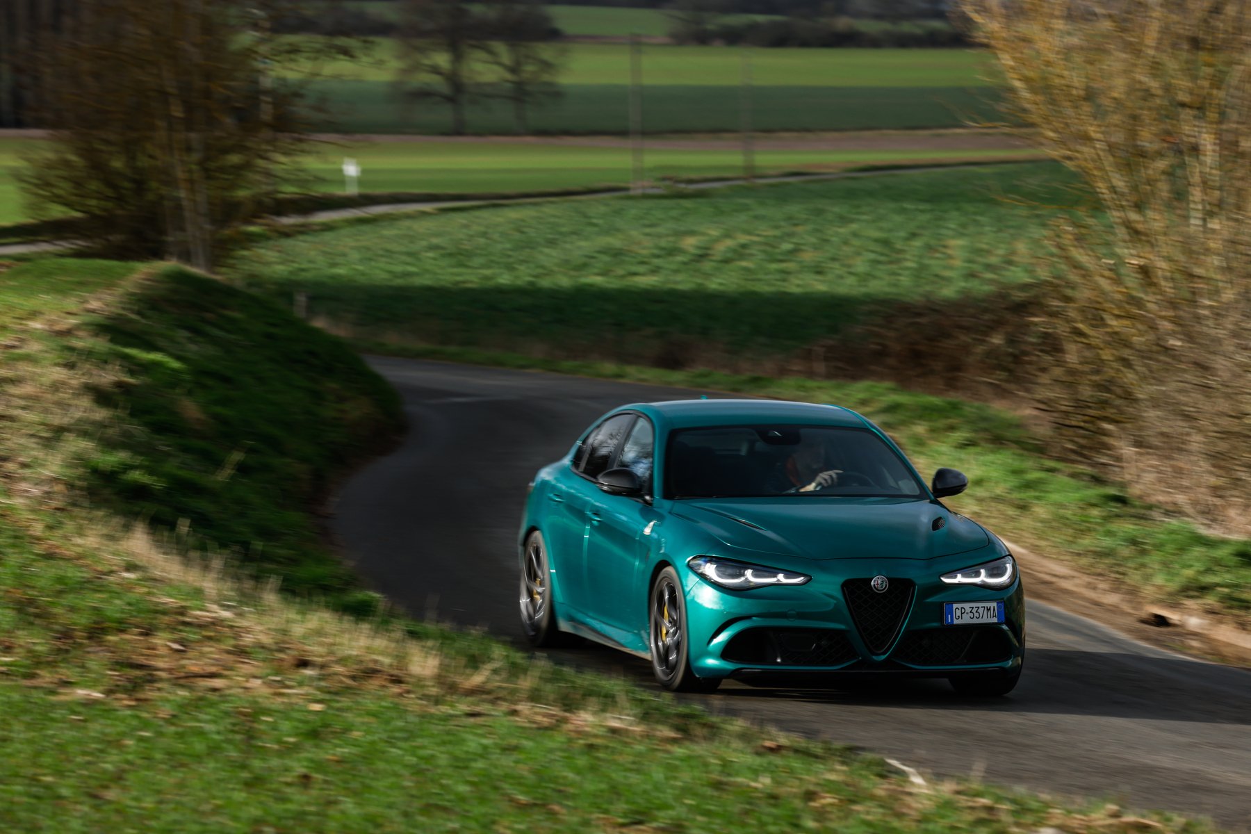 Alfa Romeo Giulia Quadrifoglio Mercedes-AMG C 63 S E Performance 2024