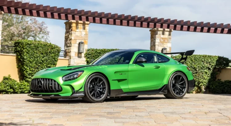 Qui veut acheter cette Mercedes-AMG GT Black Series neuve ?