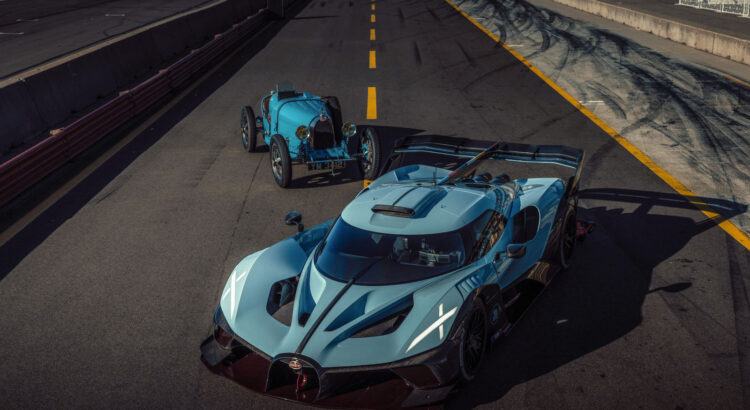 Quand la nouvelle Bugatti Bolide rencontre la mythique Type 35 en piste !