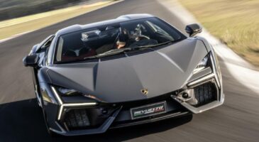 Lamborghini Revuelto