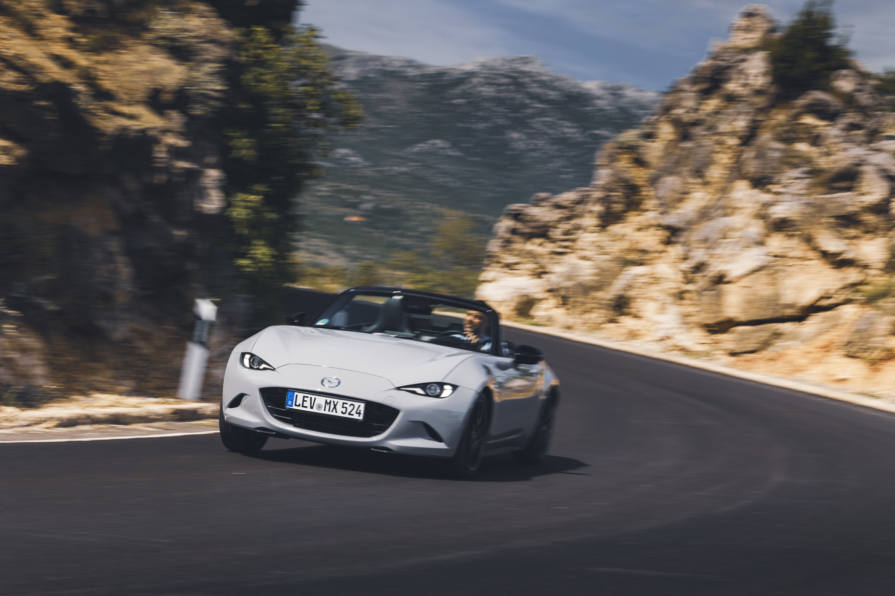 Mazda MX-5 2.0 (2024)
