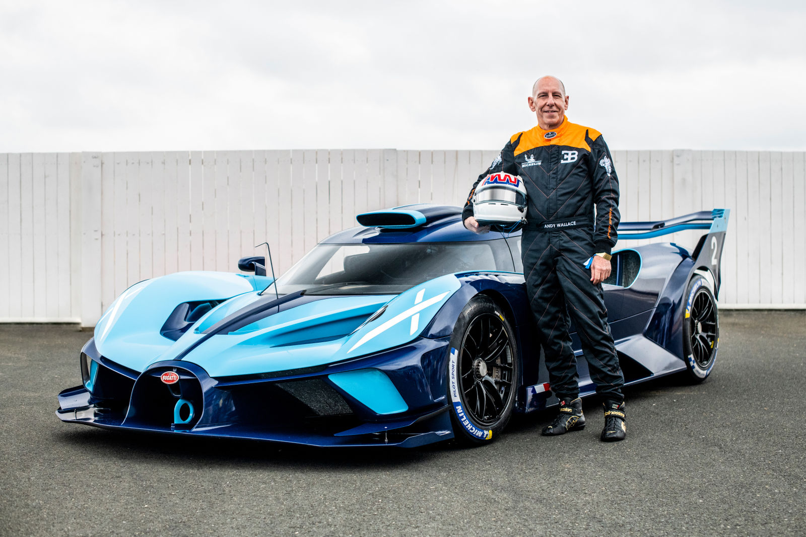 Andy Wallace pilote essai Bugatti