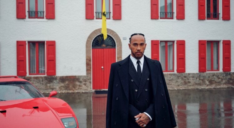 Lewis Hamilton chez Ferrari : 1ères images du champion à Maranello