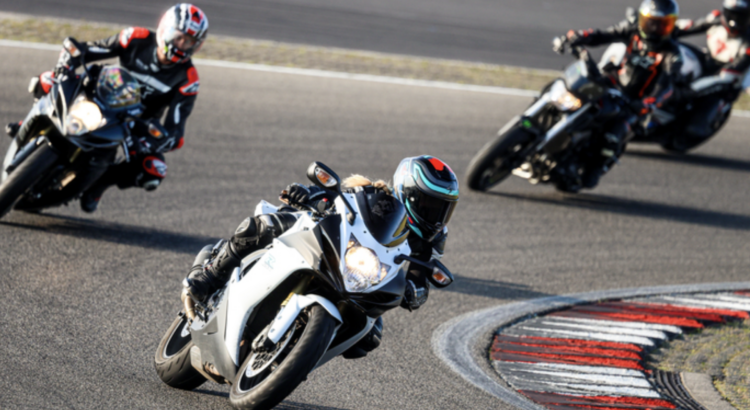 Nürburgring : les "tourist drive" désormais interdits aux motos