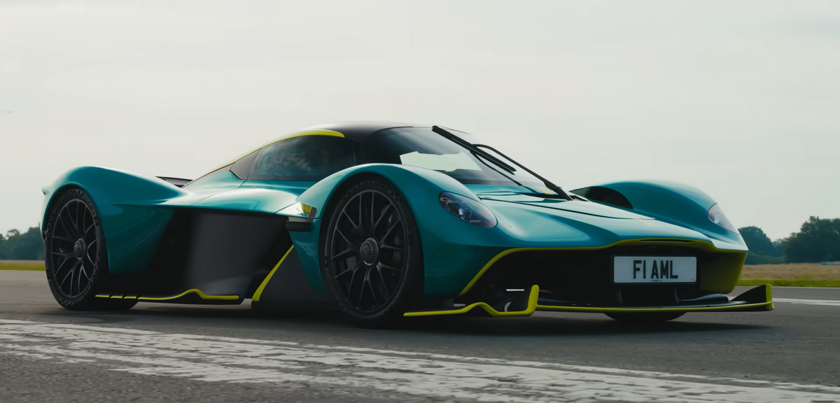 Aston Martin Valkyrie nouveau record époustouflant voiture série