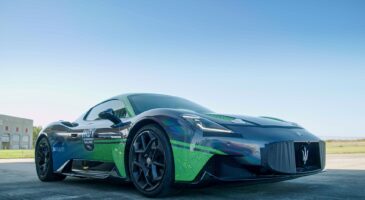 Maserati MC20 nouveau record conduite autonome vid&eacute;o 2025