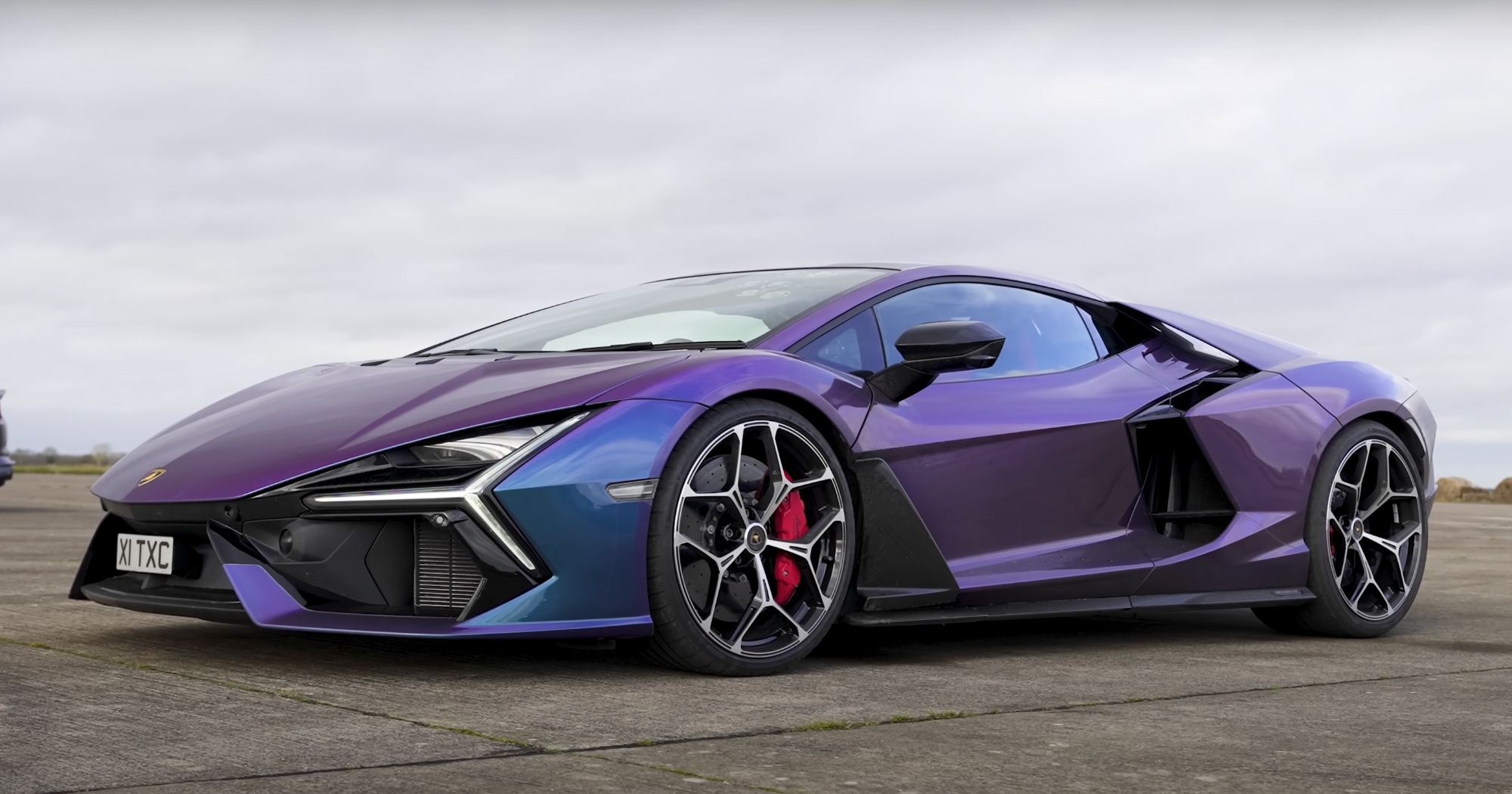 Porsche vs Ferrari vs Lamborghini vidéo 2025