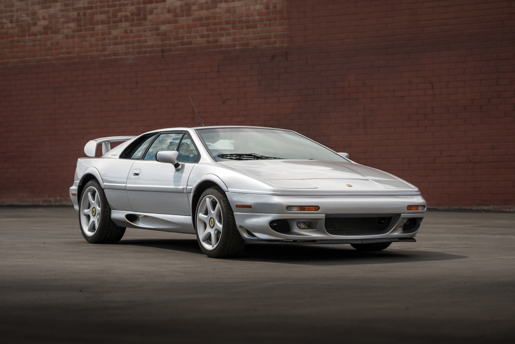 Lotus Esprit V8