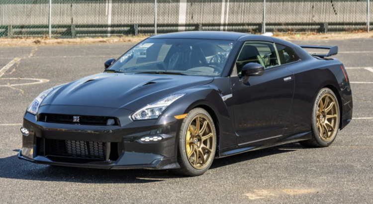 Nissan GT-R T-Spec : 35.000$ de marge pour un modèle neuf