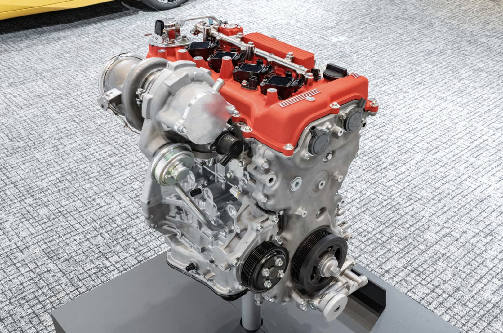 Toyota moteur quatre cylindres 600 ch