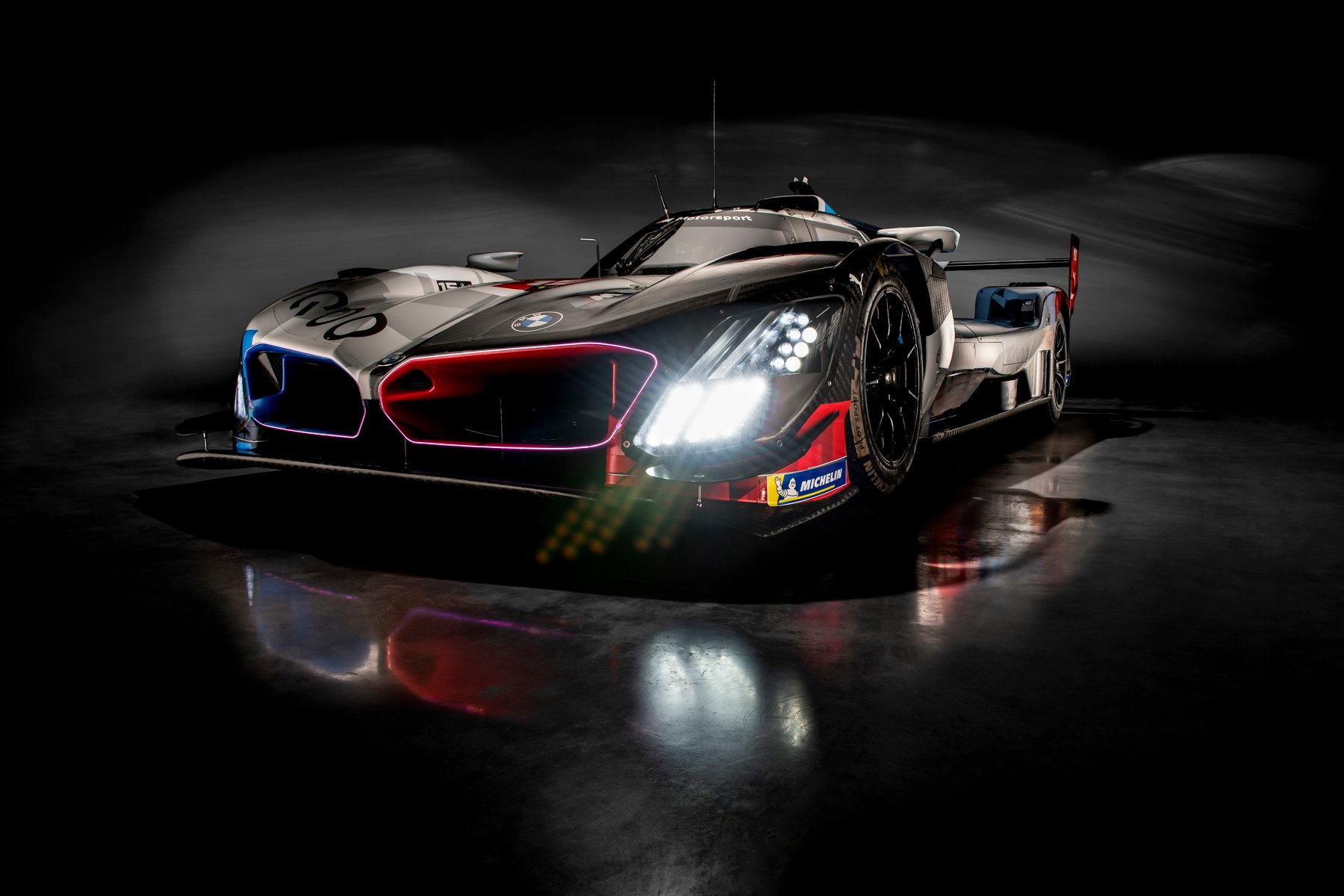 BMW M Hybrid V8