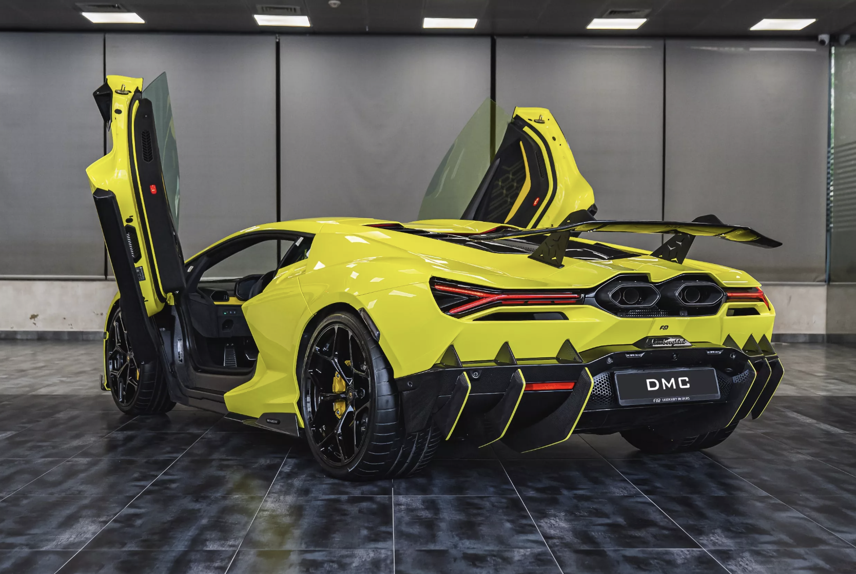 Lamborghini Revuelto by DMC