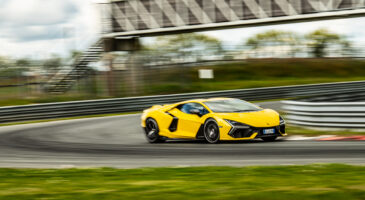 Lamborghini Revuelto 2025