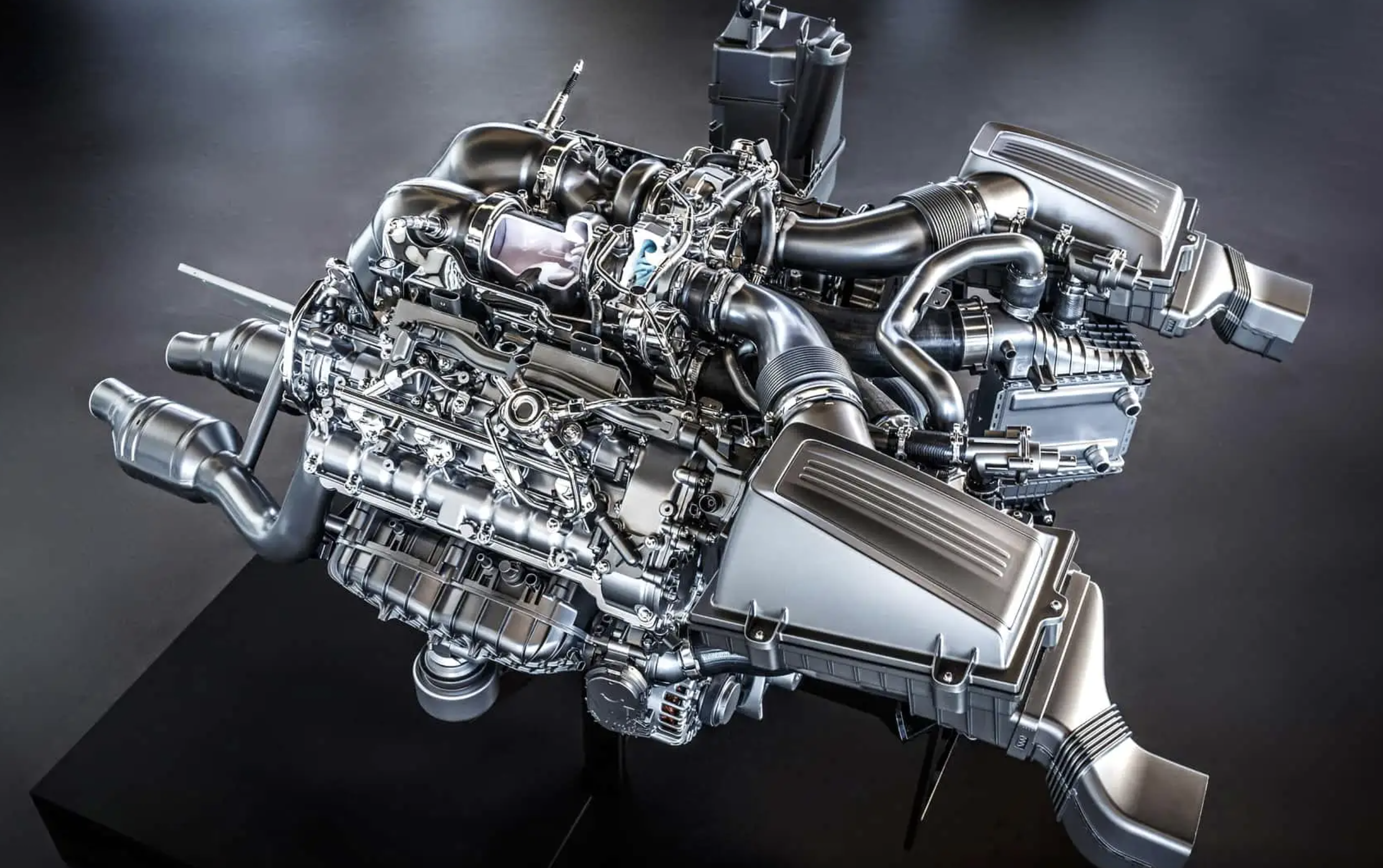 Mercedes-AMG New V8