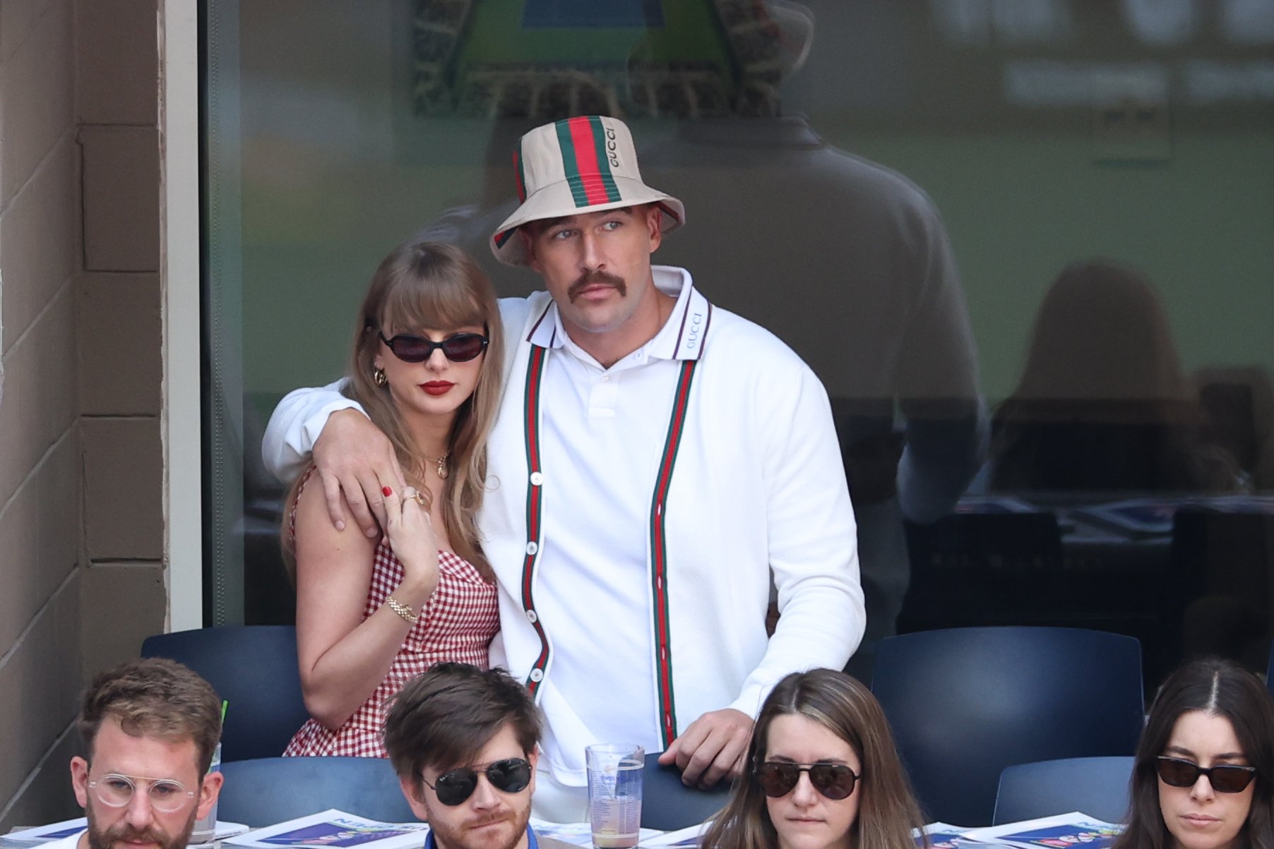 Travis Kelce Taylor Swift voitures 2025