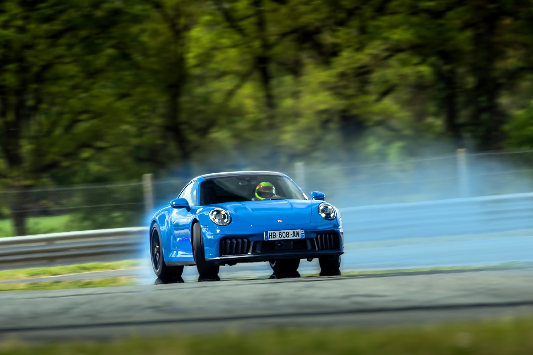 Porsche 911 GTS 992