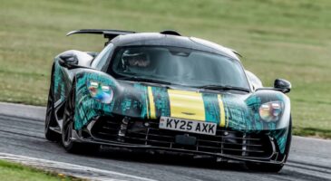 Aston Martin Valhalla 2025