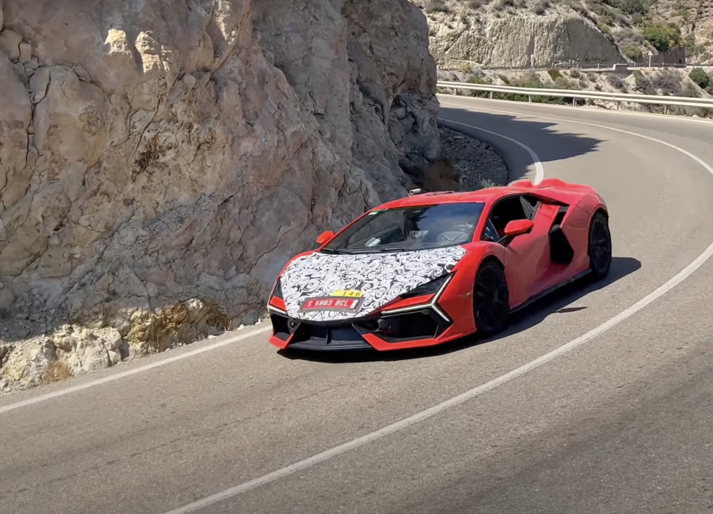 Lamborghini Revuelto S Test