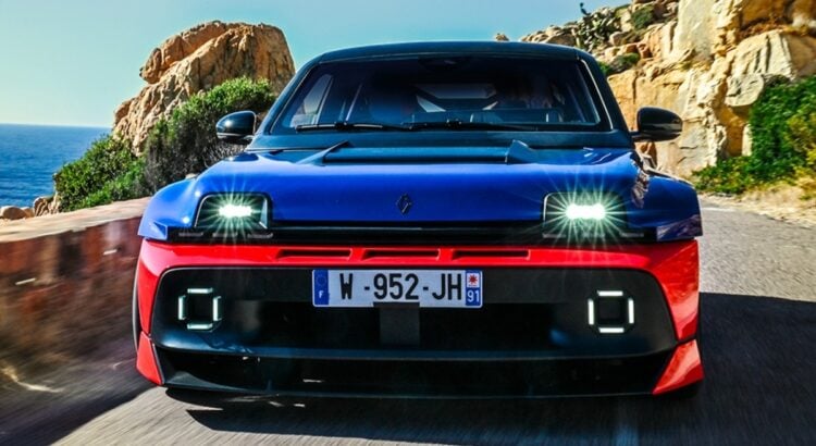 Renault 5 Turbo 3E : première sortie au Tour de Corse 2025 !