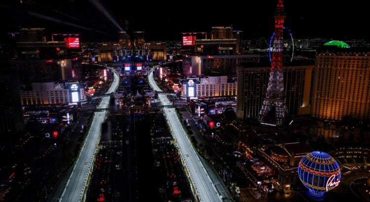 F1 - GP de Las Vegas : Verstappen domine, McLaren... disqualifié !