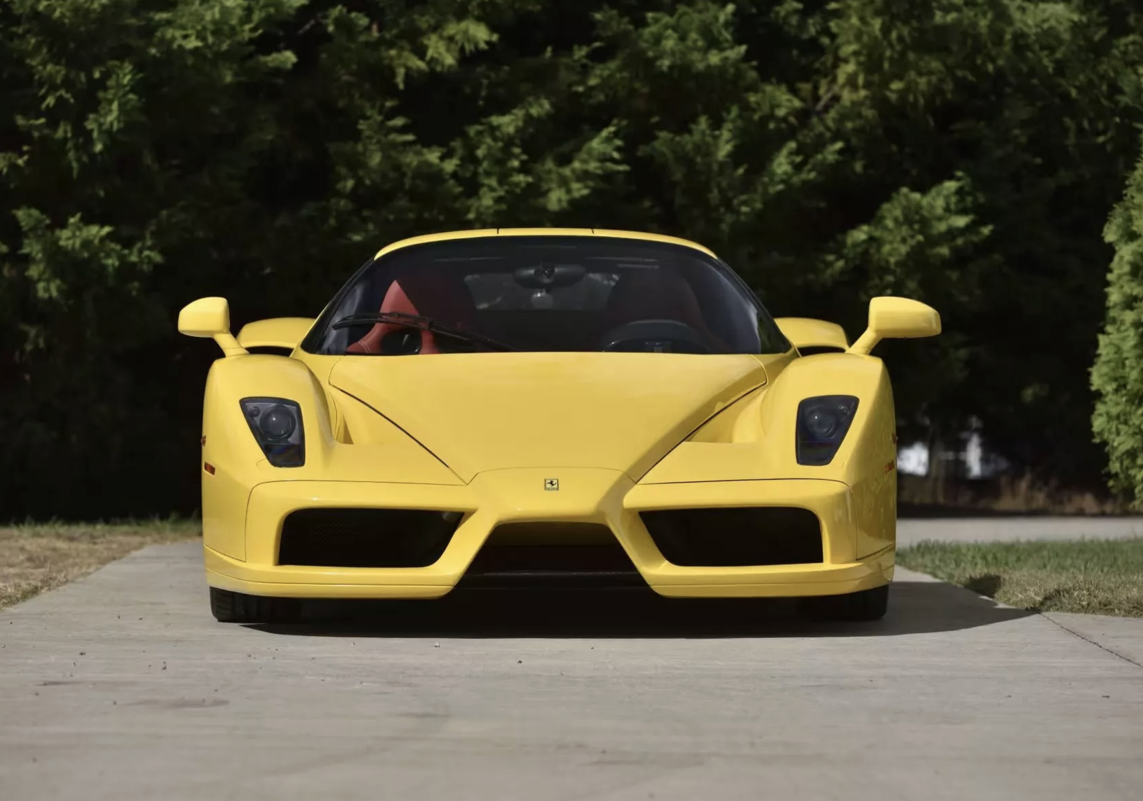 Pourquoi cette Ferrari Enzo a-t-elle pulvérisé son record aux enchères ? (+ images)