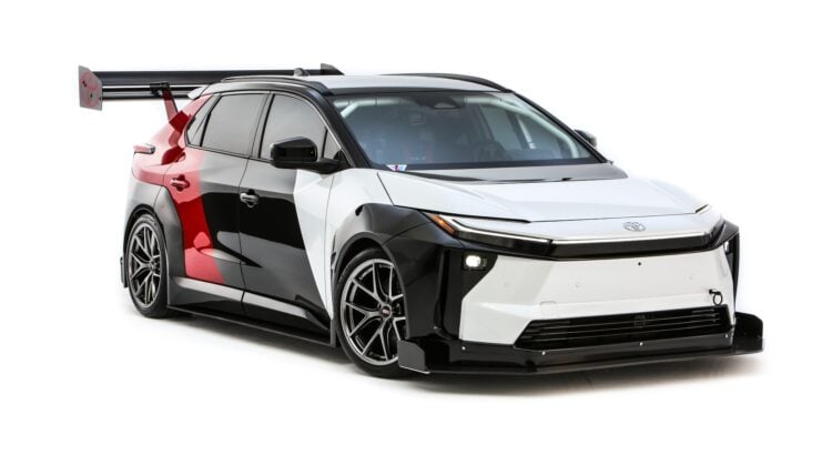 Toyota bZ Time Attack (2025) : d'où sort cet engin de fou furieux ?