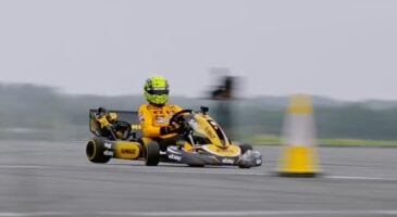 Lando Norris kart tron&ccedil;onneuses 2025