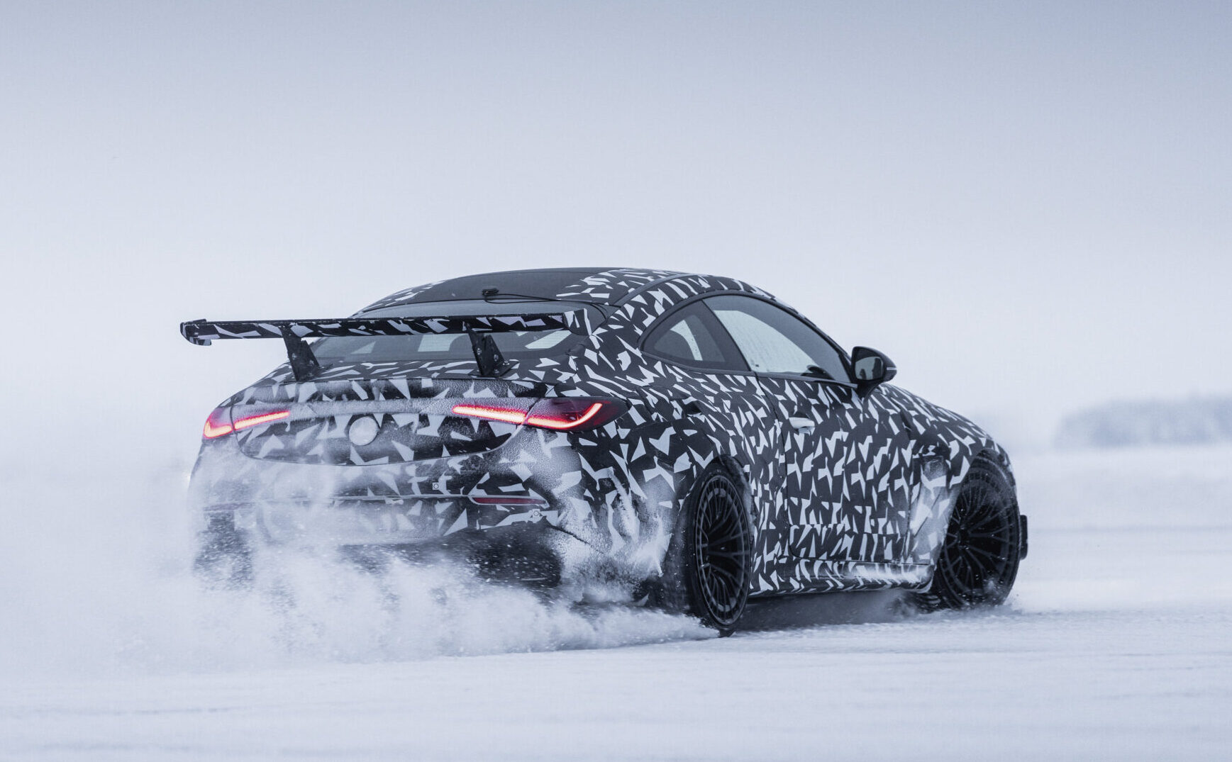 Mercedes-AMG CLE 63 : un prototype aperçu sur le Nürburgring avec un V8