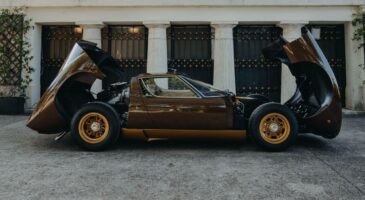 Lamborghini Miura SV